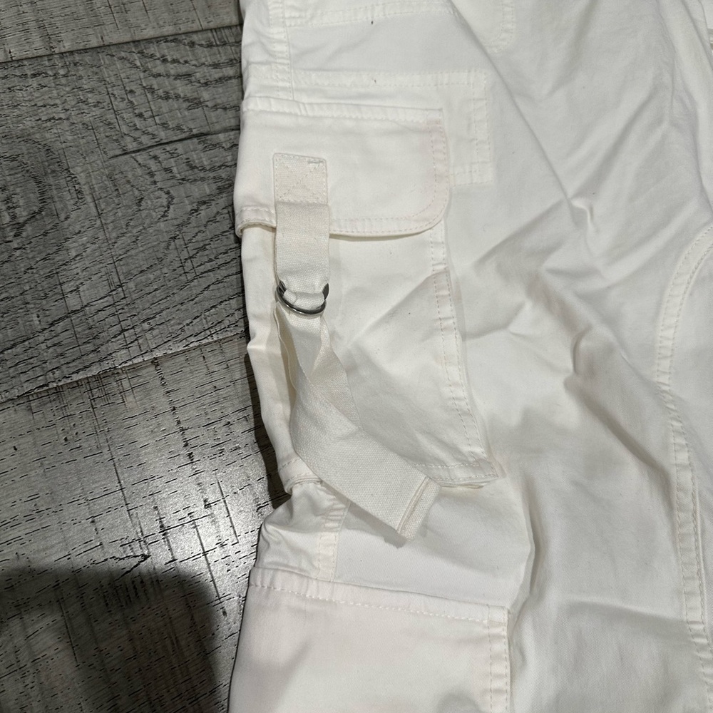 Abercrombie & Fitch White Cargo Jogger Pants - Picture 4 of 6